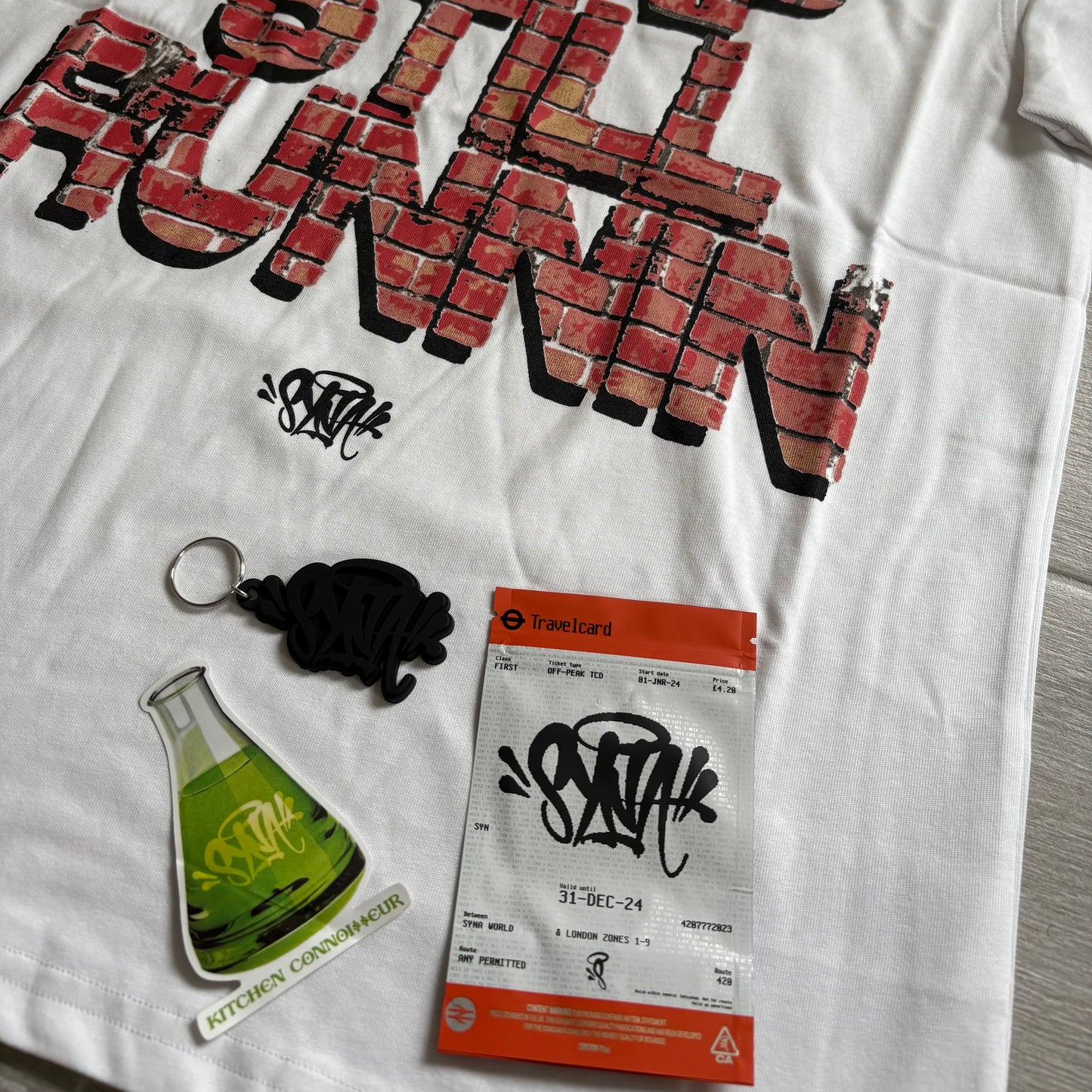 Syna World T-shirt