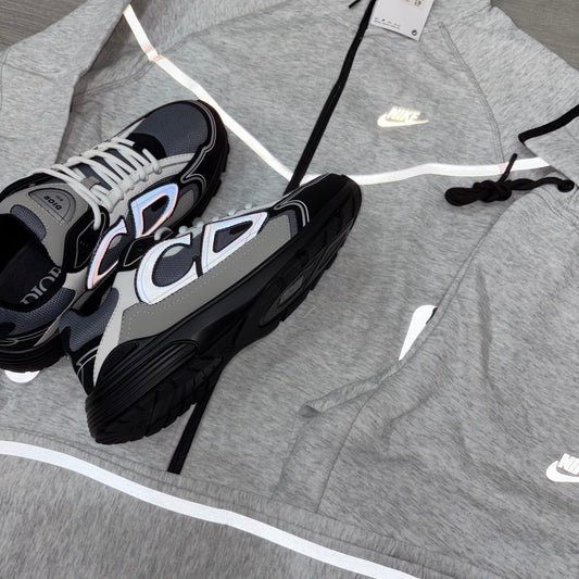 Nike Tech "Grey Reflective"