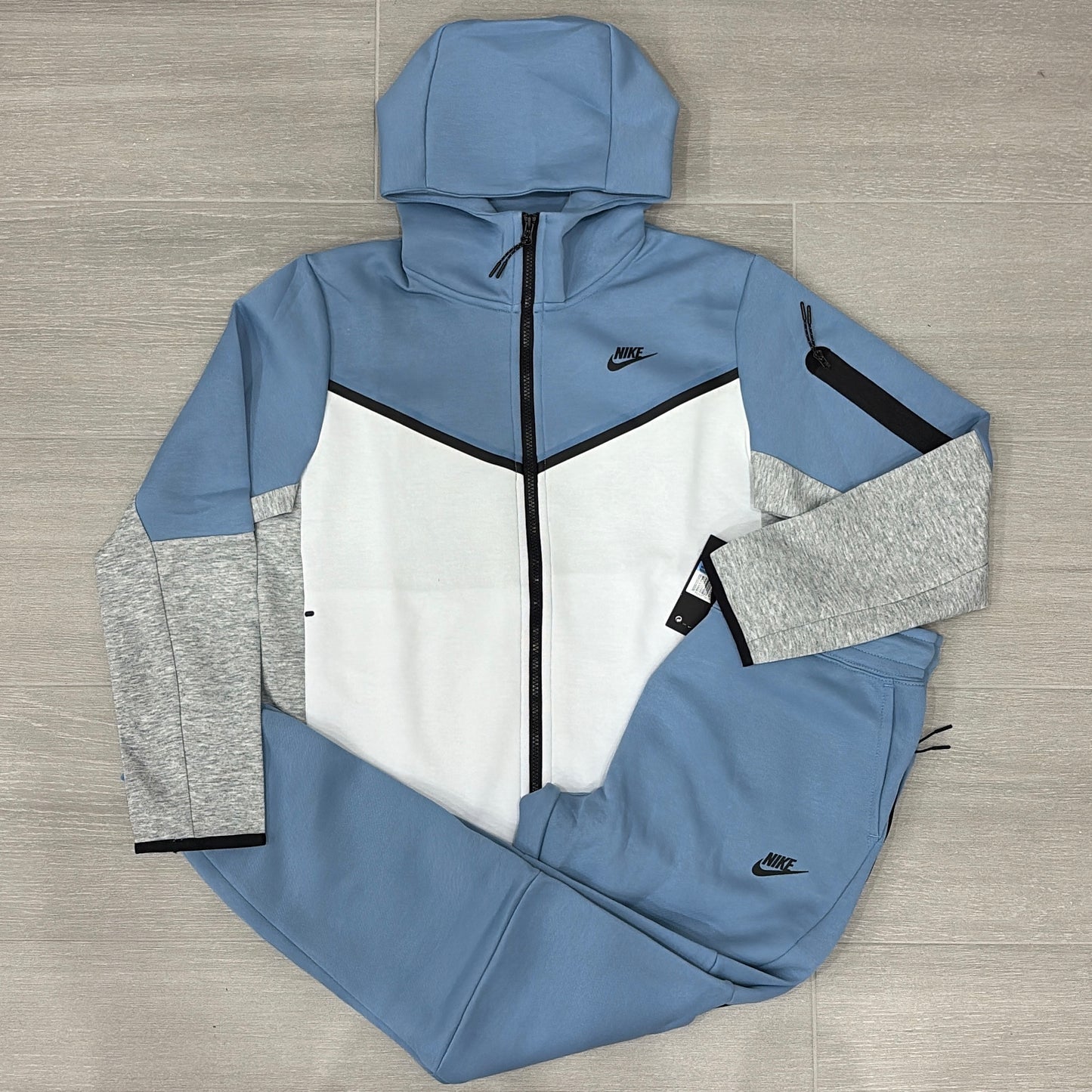 Nike Tech "Blue Grey"